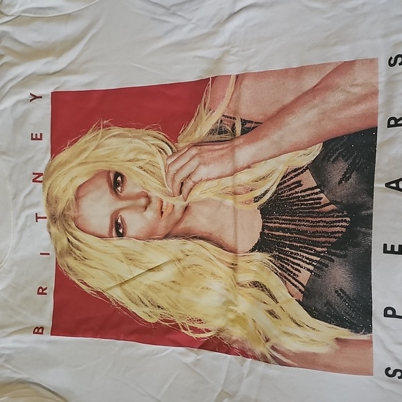 Britney Spears Graphic T-Shirt Size S - Picture 3 of 3